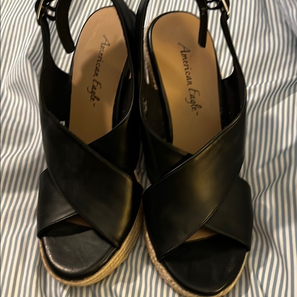 3 pairs of size 9 Women's Black and Tan shoes. You get all three! - Picture 2 of 9